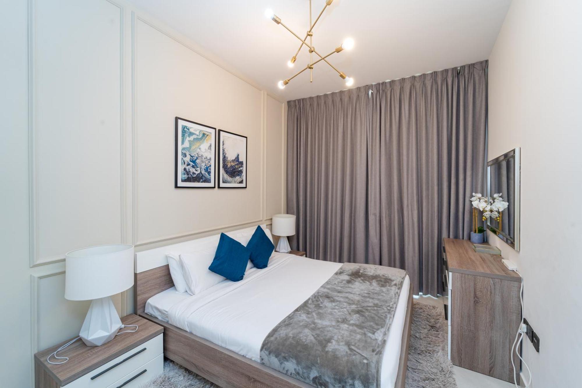 Apartment Luxury In With Pool, Gym & Views *